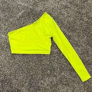 amazon one sleeve cropped shirt